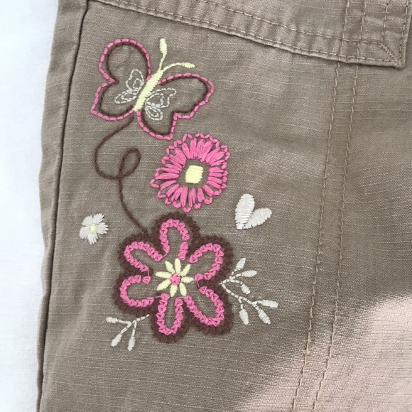 Osh Kosh floral embroidered drawstring khaki short - Picture 2 of 7